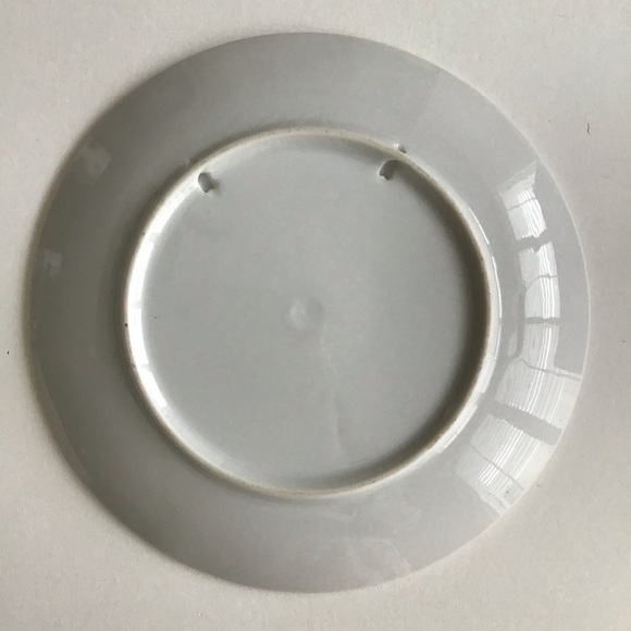 Vintage PAIR Wall Fruit Plates 6 1/4” Hand Painted Gold Rim Kitchen Farmhouse - Picture 14 of 16